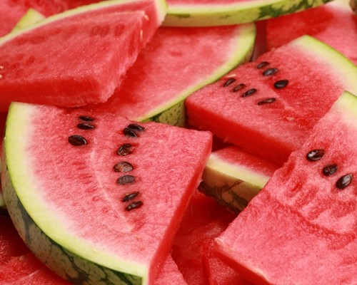 national-watermelon-day-is-august-3rd-and-that-means-youll-need-some-wat_1625_651761_0_14087351_500-500x400